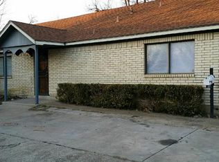1027 S Montreal Ave, Dallas, TX 75208