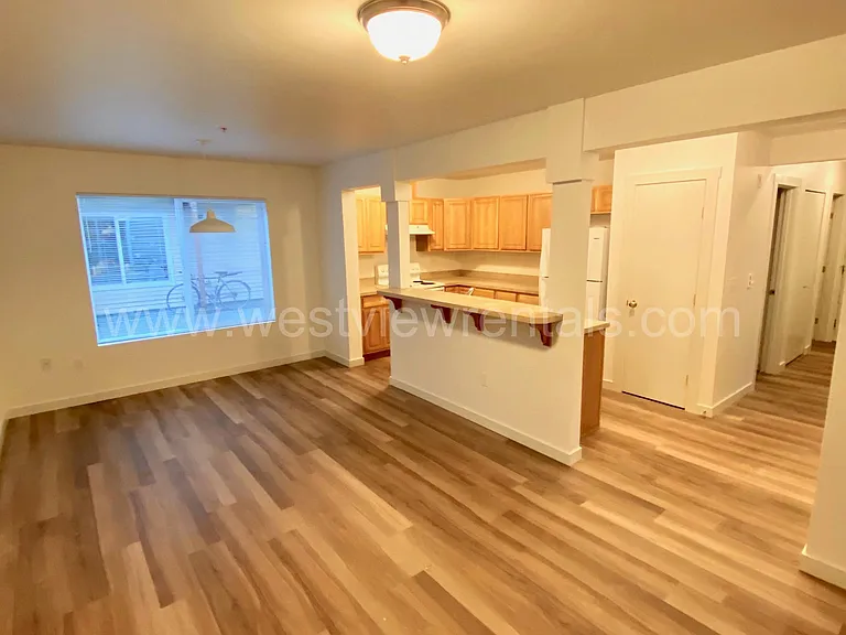 524 32nd St #102 — Photo 12