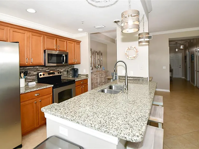 7607 Grand Estuary Trl #102 — Photo 26