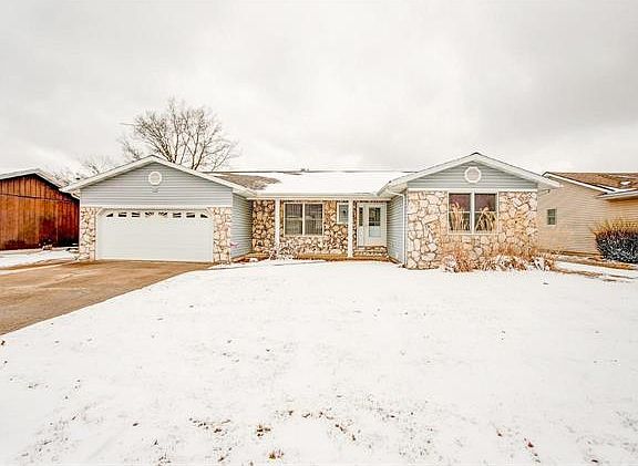 2nd image of 167 Woods Mill Dr