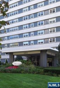 280 Prospect Ave APT 9H, Hackensack, NJ, 07601