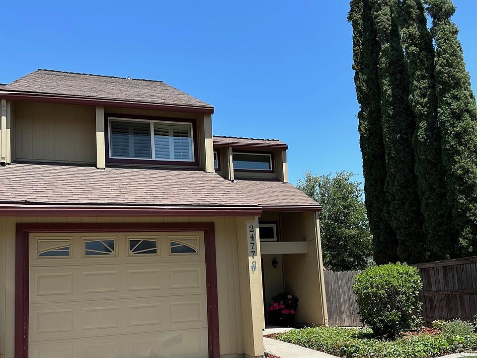 1st image of 2477 Lagoon Ln