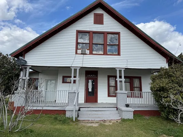 601 A&b Sellers, Douglas, GA 31533