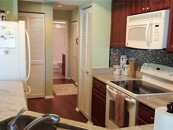 4th image of 13351 Greengate Blvd APT 425