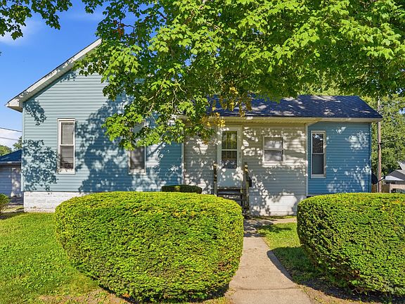 2nd image of 608 Avenue E