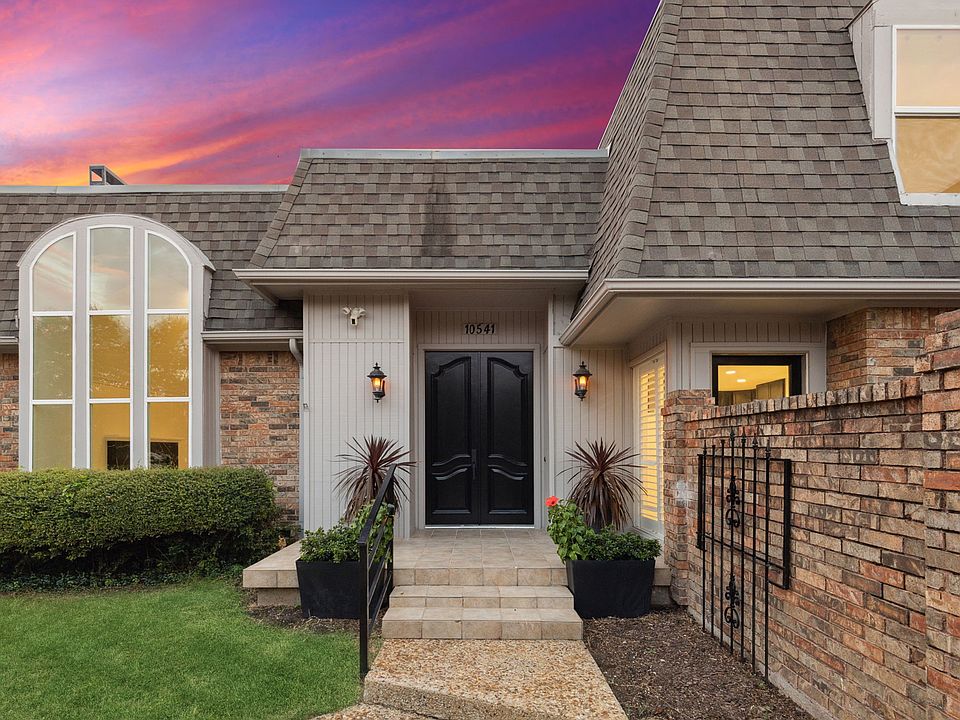 1st image of 10541 Berry Knoll Dr