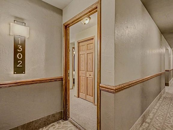 3rd image of 4908 N Landmark Cir #1302