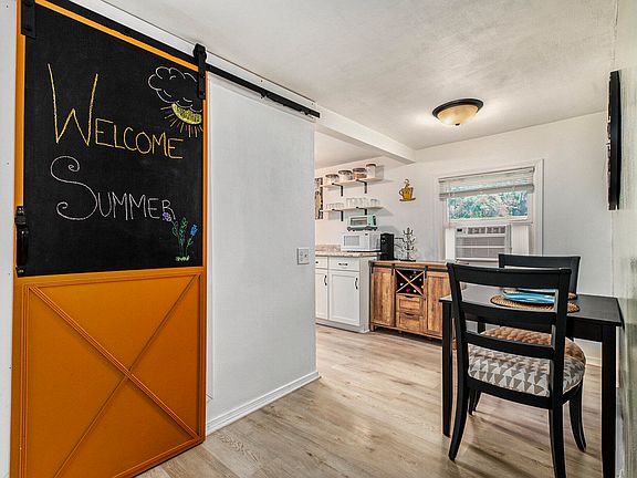 4th image of 5527 Collingwood Ave