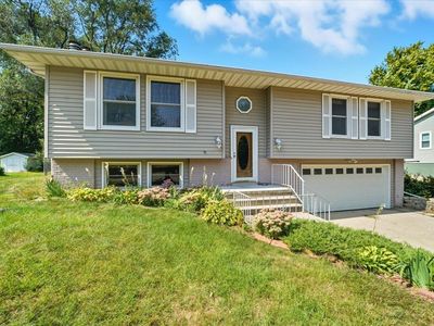 2614 Hiawatha Rd, Cedar Falls, IA, 50613