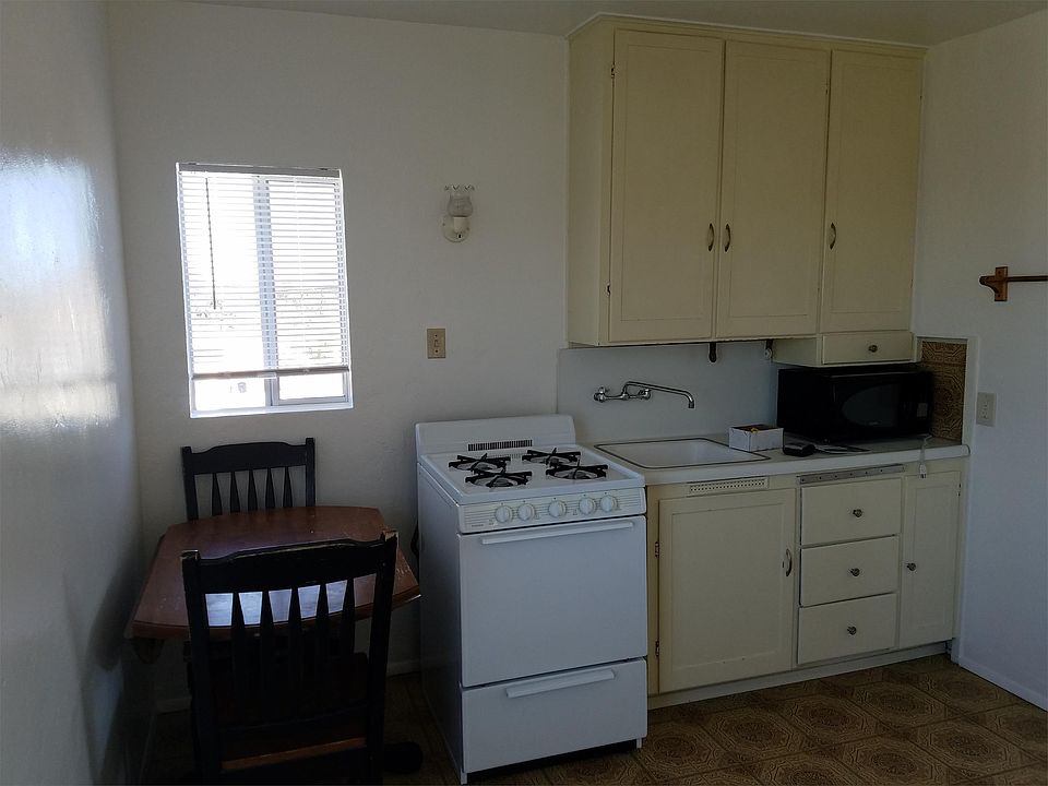 1st image of 2114 E 20th St