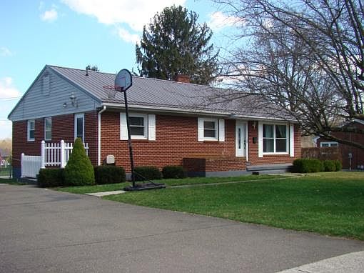 1st image of 880 N 10th St