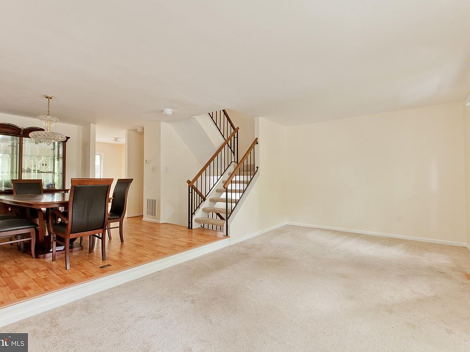 2nd image of 939 Wild Forest Dr