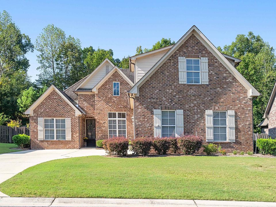 1st image of 305 Dunrobin Cir