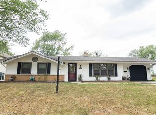 1826 Wedgewood Ln, Schaumburg, IL 60193