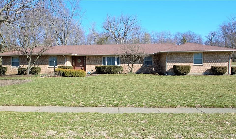 1st image of 1100 Fox Chase Ct