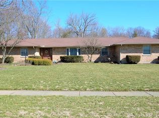 1100 Fox Chase Ct, Dayton, OH 45459