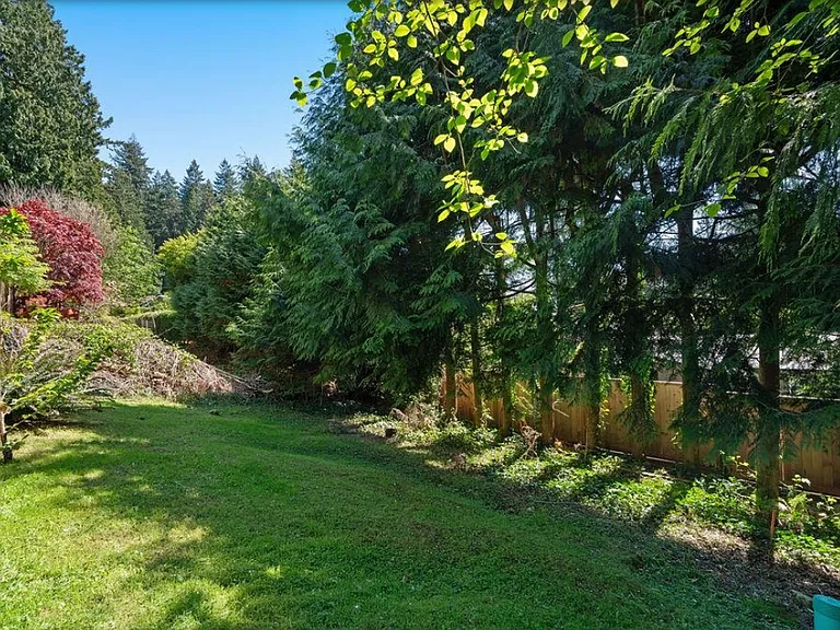 707 Braemar Rd E — Photo 26