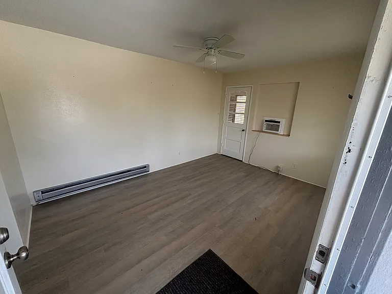 2201 5th Ave N #1/2 — Photo 3