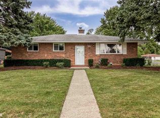 21371 N Nunneley Rd, Clinton Township, MI 48036