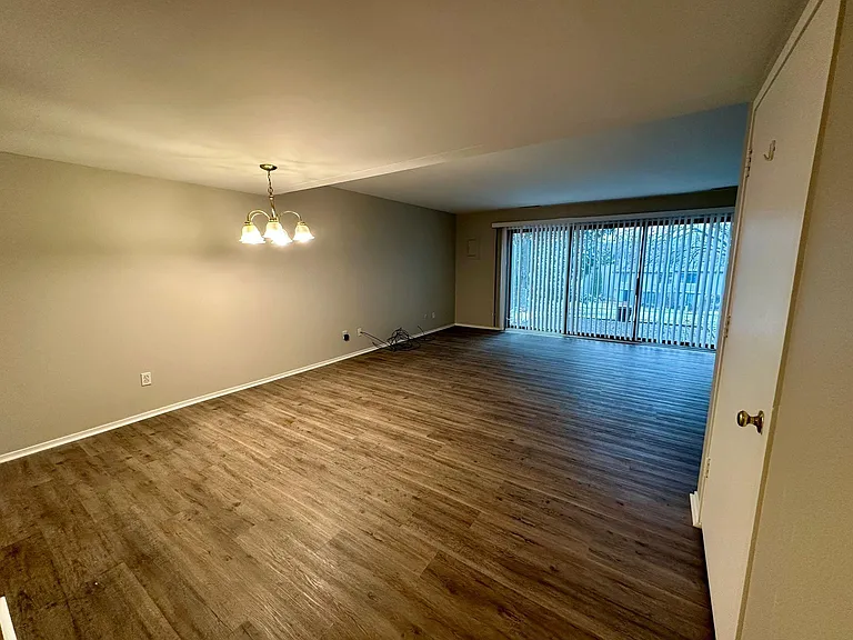 795 Watersedge Dr — Photo 20