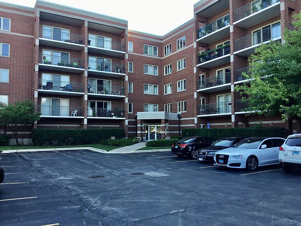 1st image of 6400 W Berteau Ave APT 204