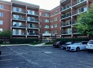 6400 W Berteau Ave APT 204, Chicago, IL 60634