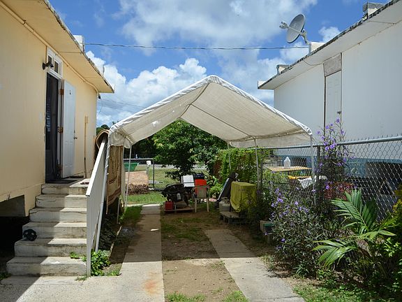 3rd image of 223 Sion Farm Est #Qu