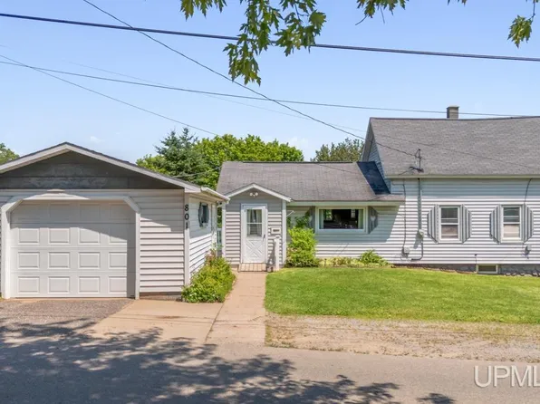 801 N Kimberly Ave, Iron Mountain, MI 49801