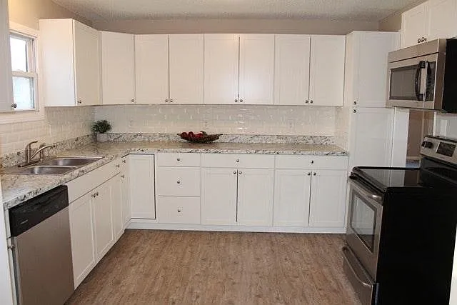 2 bed, 988 sqft, $1,050 — Photo 2
