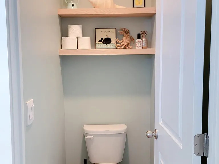 Primary watercloset
