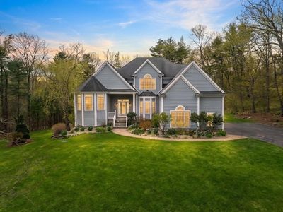 22 Mystic Valley Ln, Uxbridge, MA, 01569