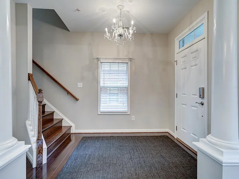 3930 Redbud Rd — Photo 2