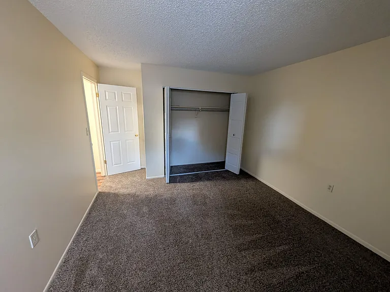 510B Mountain View Pl — Photo 3
