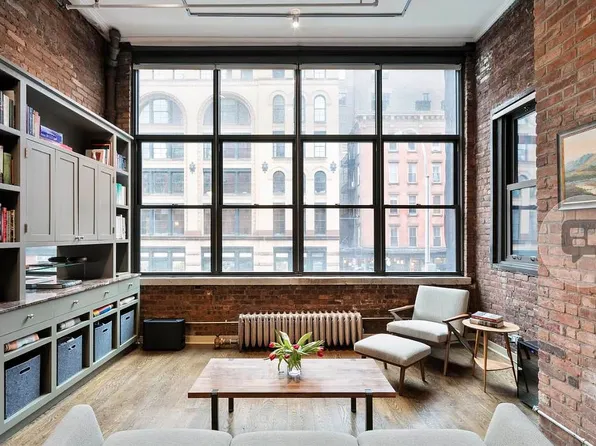 6 Varick St APT 2A, New York, NY 10013