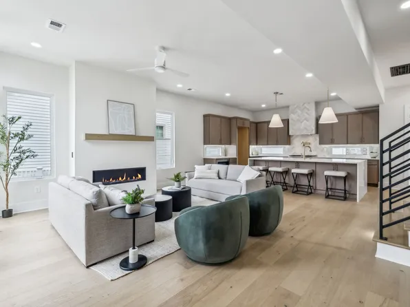 102 Battlefield Dr, Franklin, TN 37064