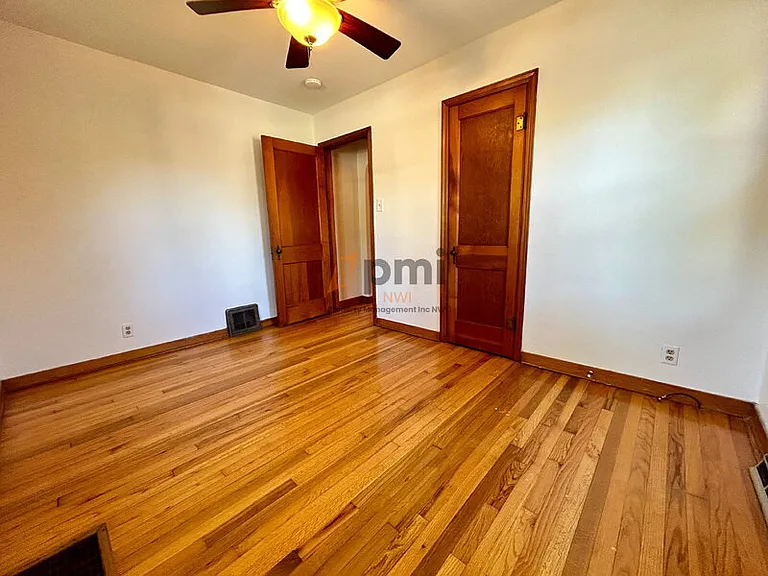 9344 Keilman St — Photo 16