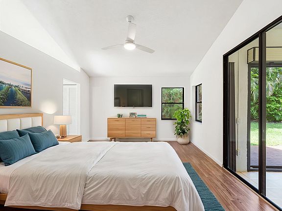 4th image of 7219 Le Chalet Boulevard