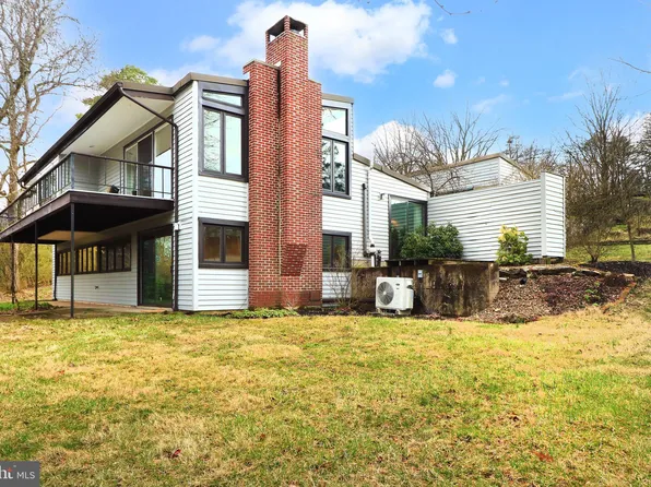 942 E McCormick Ave, State College, PA 16801