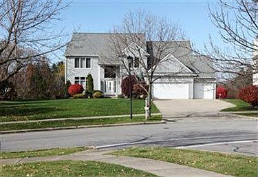 1st image of 20 W Orange Hill Cir