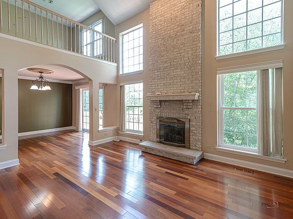 4th image of 2207 Seaver Ln