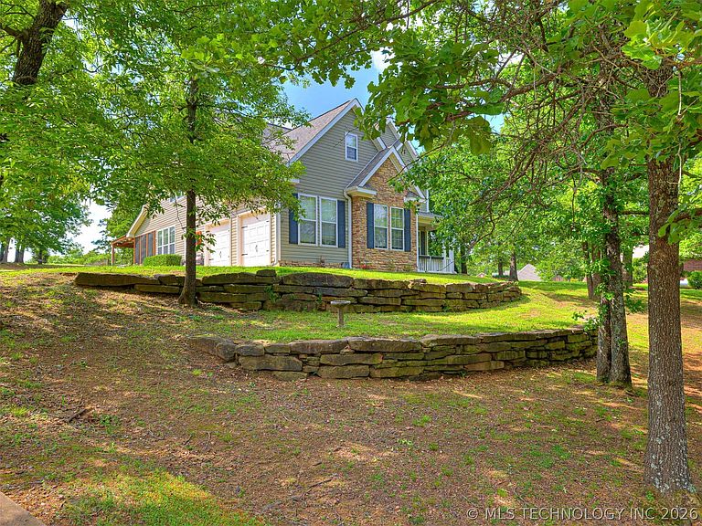 Listing photo 4