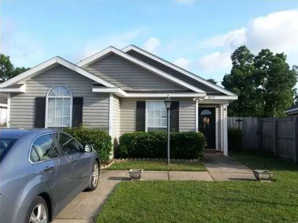 8527 Cherry Oak Ct, Mobile, AL 36695