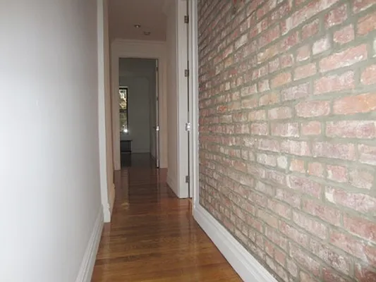 Rented by City Connections Realty | media 37