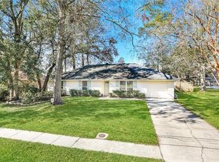 201 Chestnut St, Mandeville, LA 70471