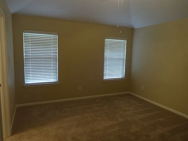5211 Sherilynn Dr — Photo 4