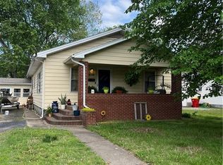 109 S Jefferson St, Frontenac, KS 66763