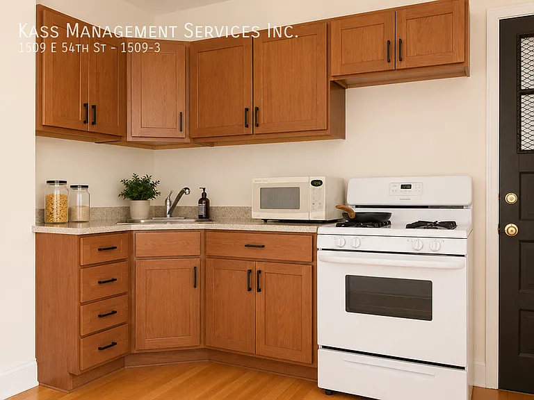 1509 E 54th St #3 — Photo 1