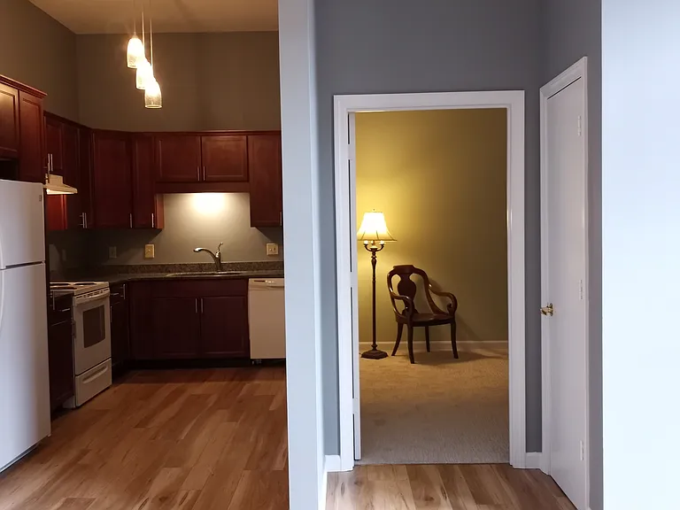 15 Mount Saint Marys Way #204 — Photo 15