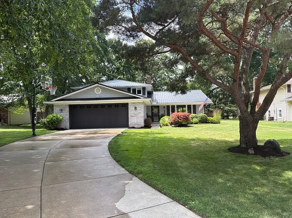 1980 Salem Pkwy, Westlake, OH 44145