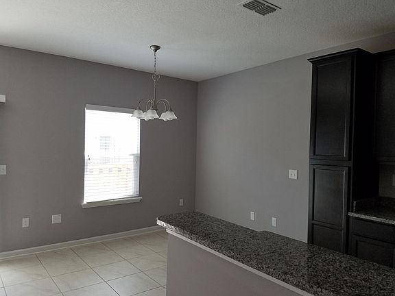 4th image of 141 Moultrie Village Ln #141